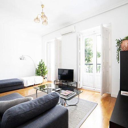Bright Apartment In Historical City Center Madrid Exterior foto